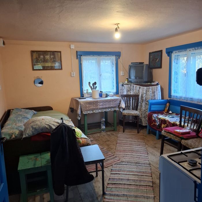 Casă de vanzare in satul Ponorel,comuna Vidra,judetul Alba.