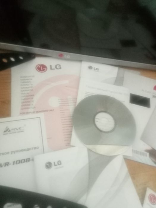 Продам телевизор LG
