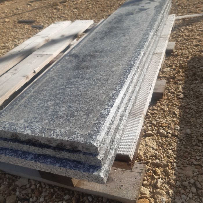 Мраморни плочи , гранитни первази, настилка и/или облицовка