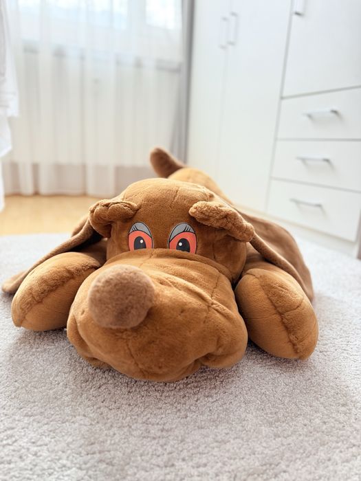 Голямо плюшено куче