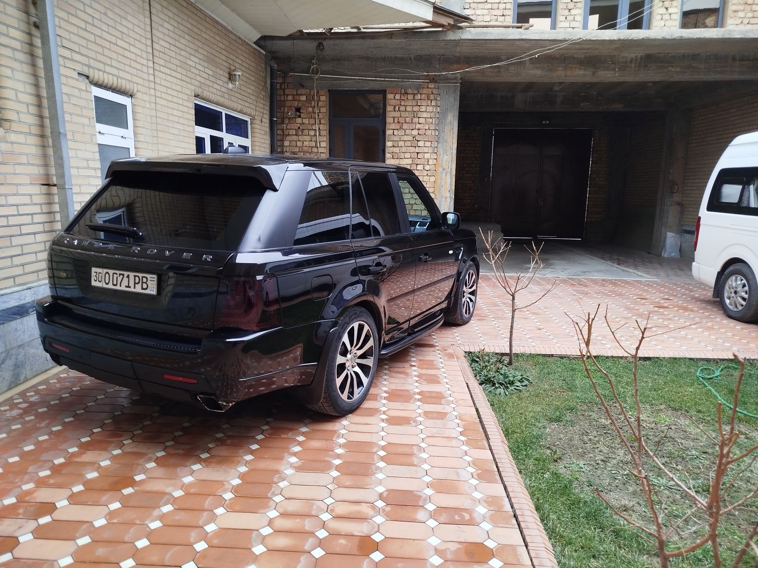 Range rover zakas