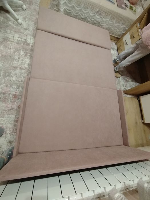 ЧИСТО НОВ разтегателен диван