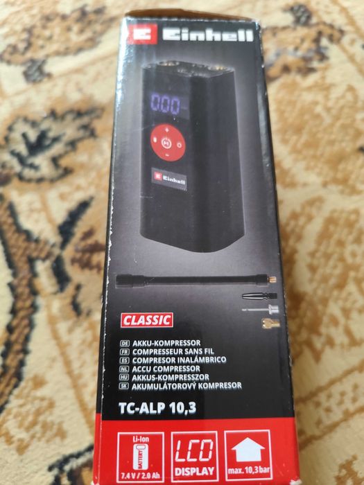 Pompa de umflat roti einhell pe baterie