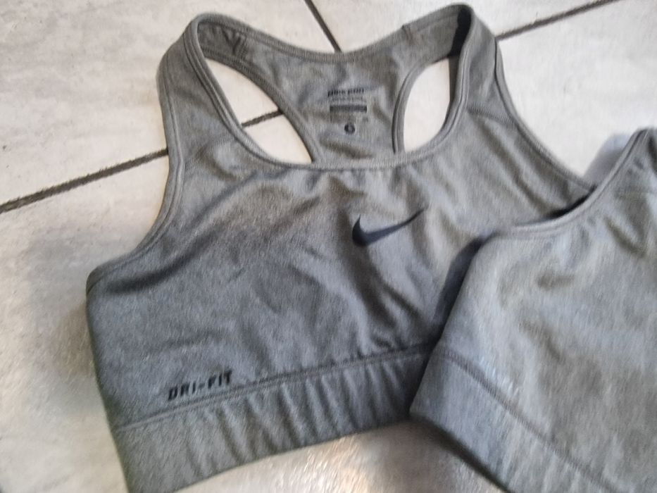 Nike бюстиенца s