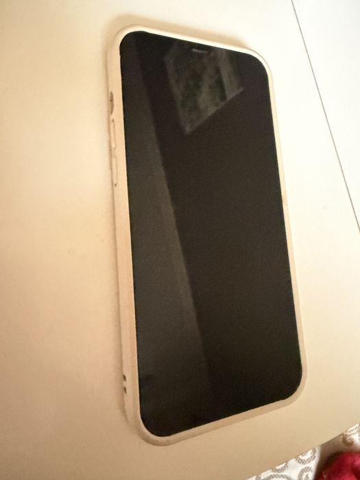 iPhone 12 Pro Max 256GB Silver – foarte îngrijit, display nou,