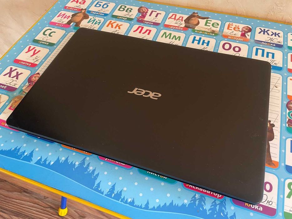 Acer Aspire 3 /Core i3-1005G/8Gb Ram/256Gb ssd/intel graphics/