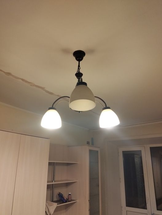 Продам люстру в хо