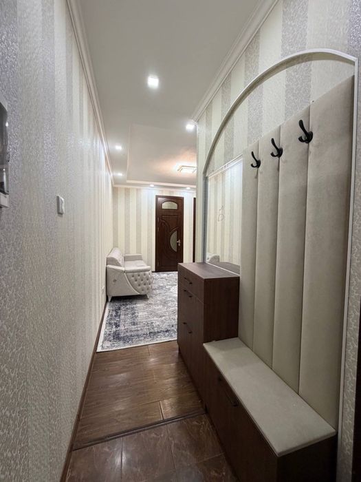 Продается 3х комнатная квартира с евро ремонтом с мебелью и техникой