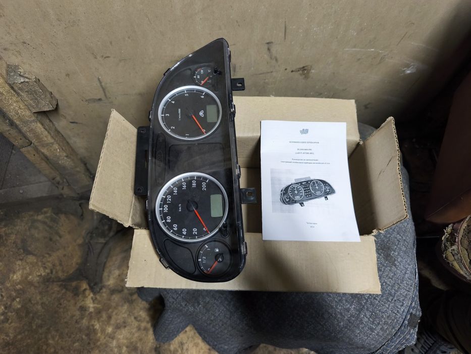 Шиток приборов газель