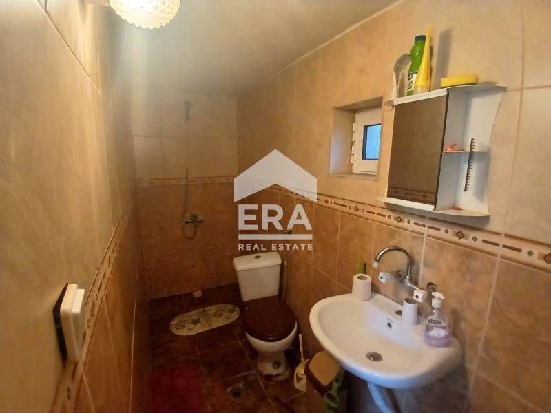 ЕКСКЛУЗИВНО! ЕРА ПЛЕВЕН СИТИ предлага къща за продажба в гр. Долна Мит