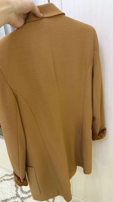 Пиджак в очень хорошем состоянии