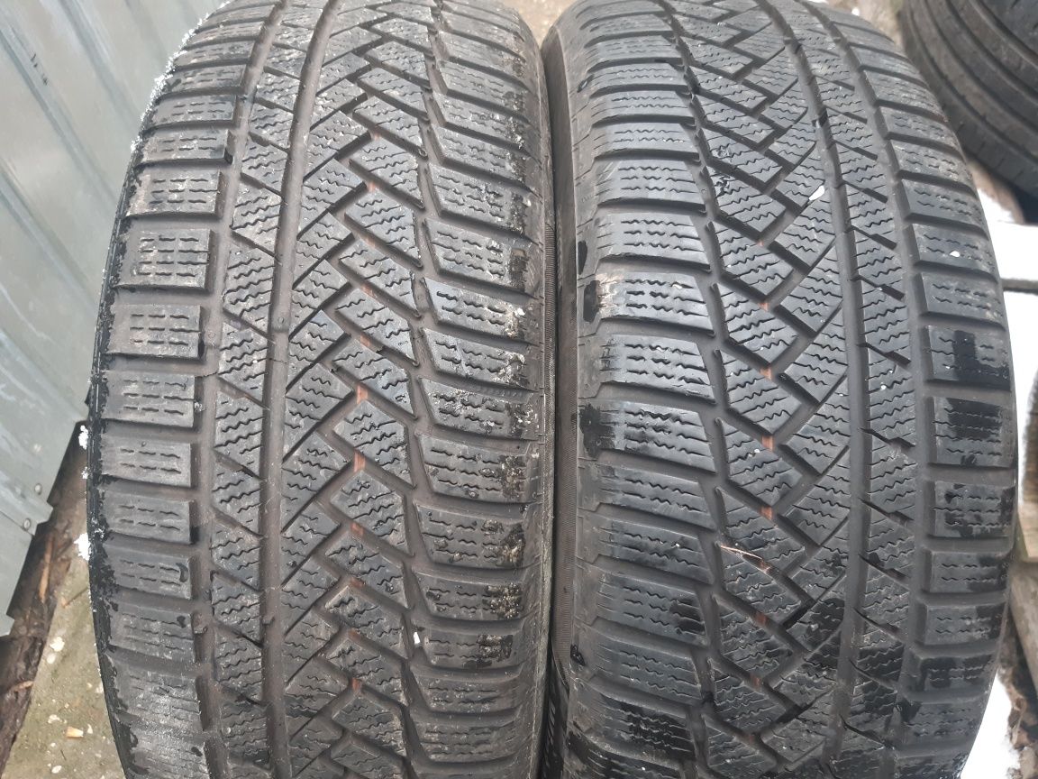 2 anvelope  205/50r17 iarnă marca Continental 2018 preț 500 lei ambele