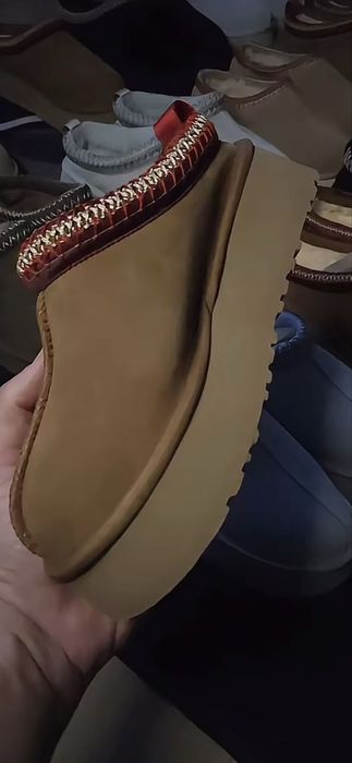 Ugg tazz {Calitate premium}