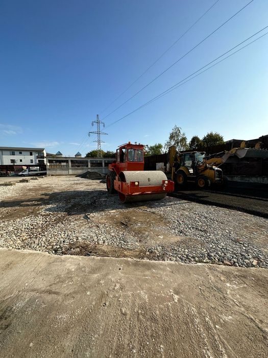 Inchiriez cilindru compactor, de terasament 12tone