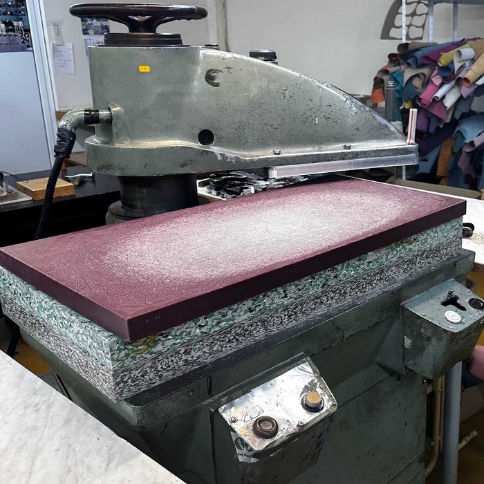 Автоматични хидравлични щанц преси - Atom и Compard