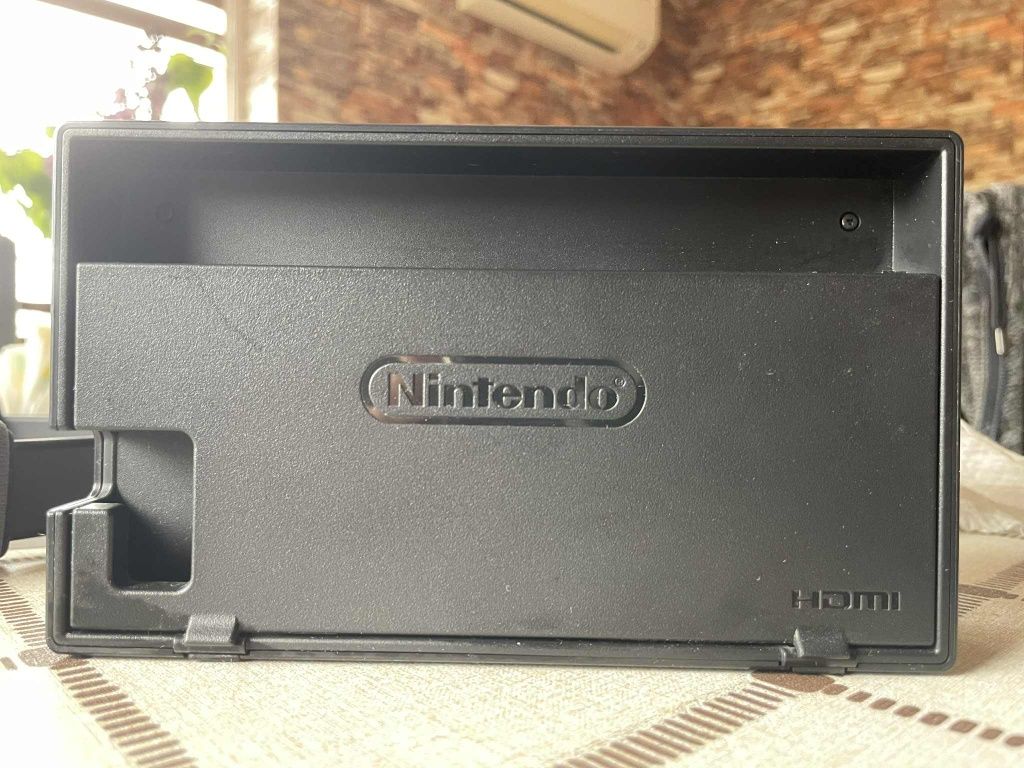 Продавам Nintendo Switch + Ring Fit Adventure комплект