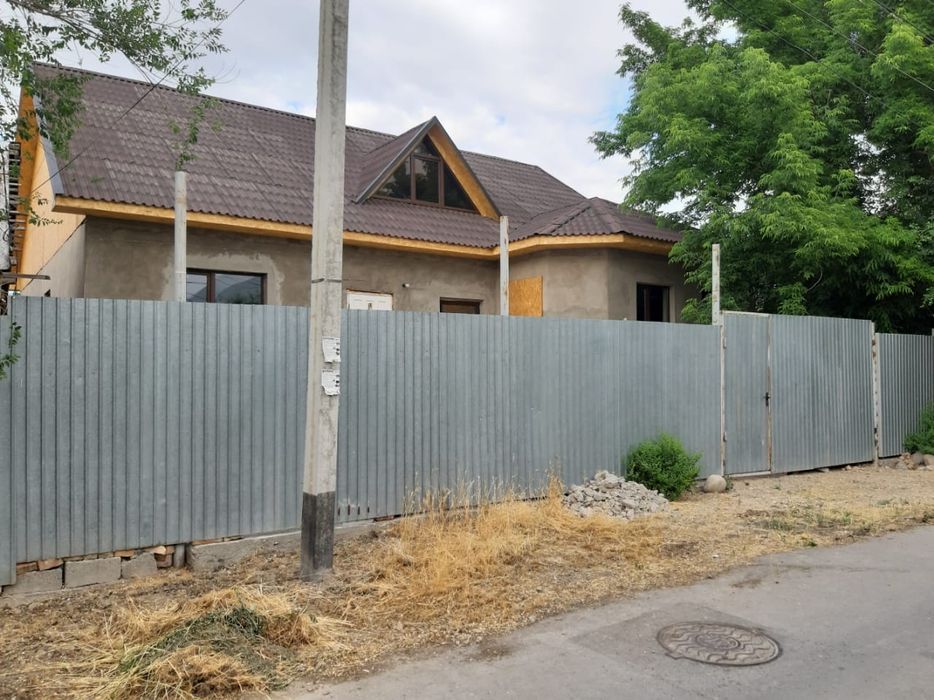 Два дома на одном участке, Центр (Кашгари - Желтоксан)