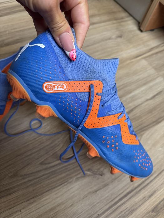 Оригинални футболни обувки сини PUMA Futurе FG/AG ! 41 н