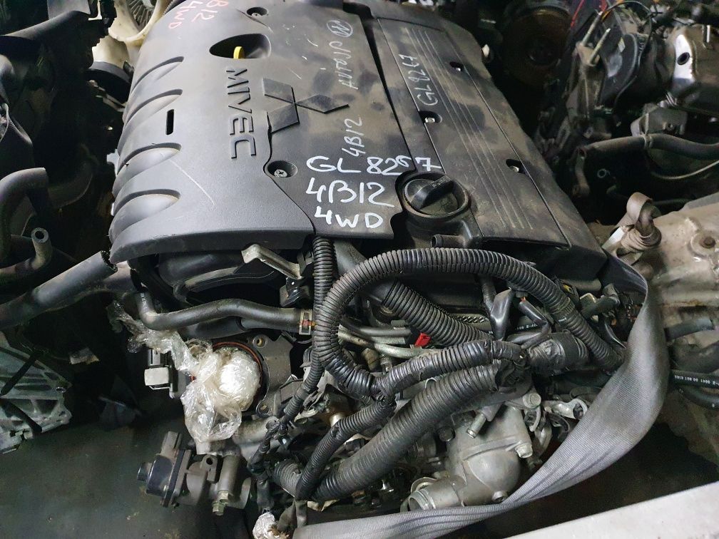 Продаю Двигатель б/у 4B12 Mitsubishi Outlander-05 Lancer