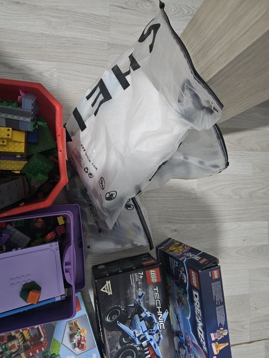 Vand piese lego 7kg