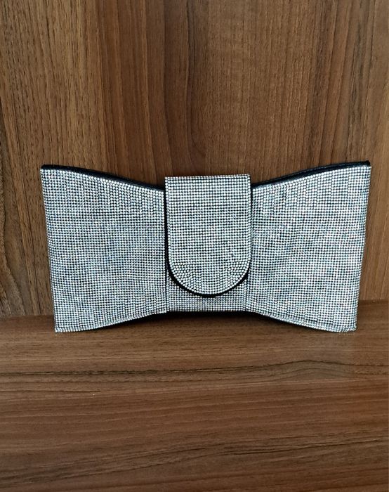Клатч. Новый. Продаётся