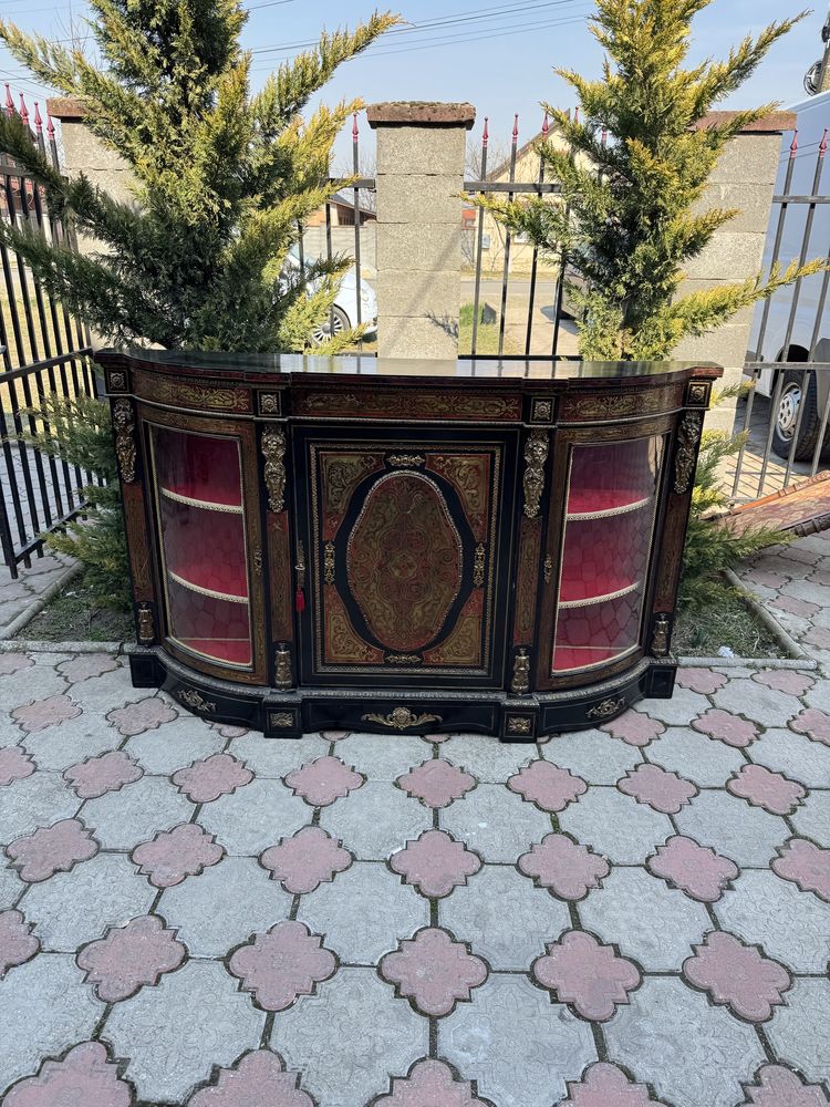 Servanta deosebita din lemn masiv, stil boulle