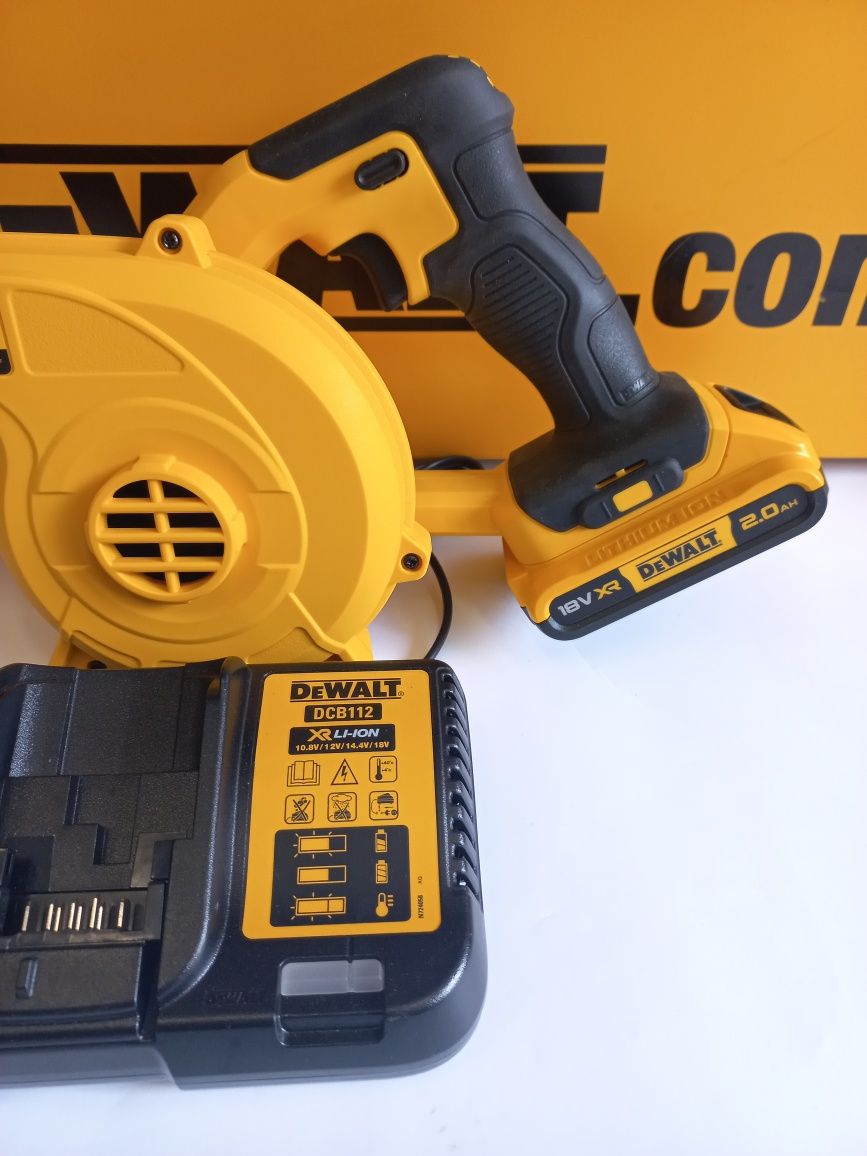 Акумулаторна въздуходувка DeWALT DCV100 с батерия 2Ah и Зарядно