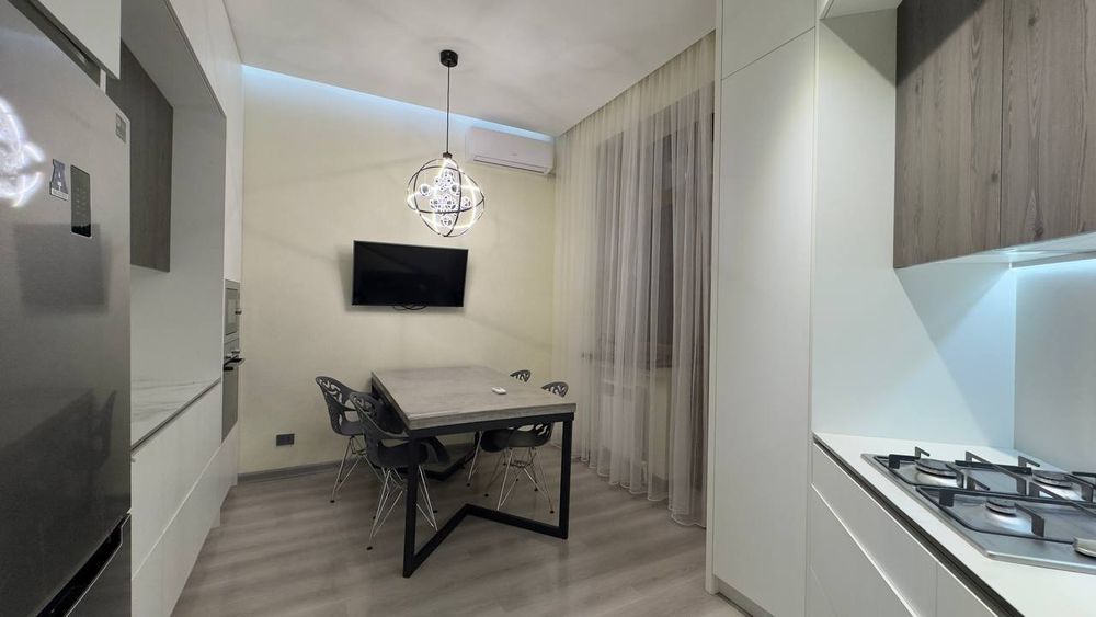 Продается двухуровневая квартира , ЖК Parisien,ул Мукими, Яккасарай