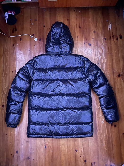 Яке Moncler NFC