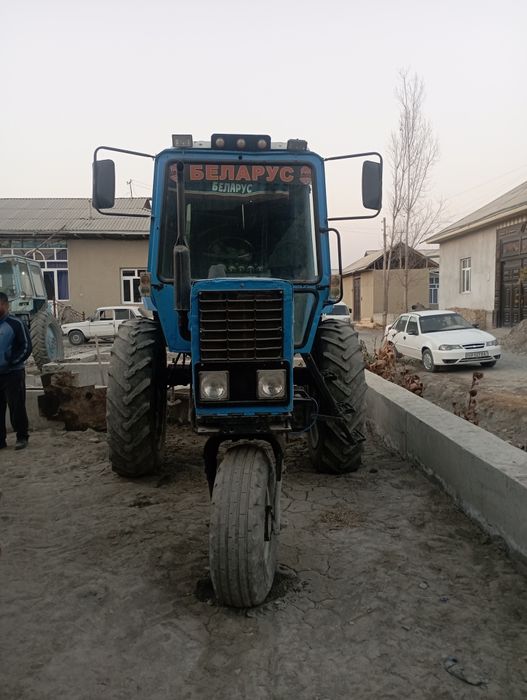 Mtz 80 .1 sotiladi xolati zur rul gedravleka