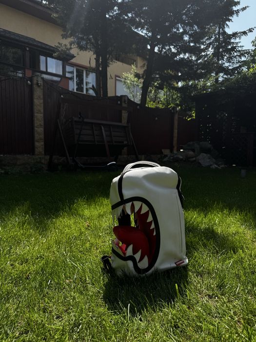 Rucsac Sprayground Scream Shark original