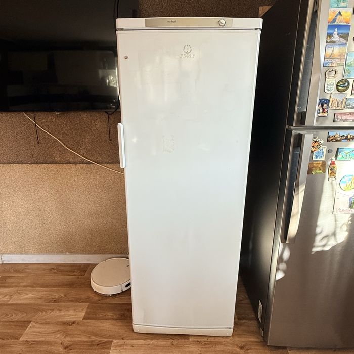 Морозильная камера indesit