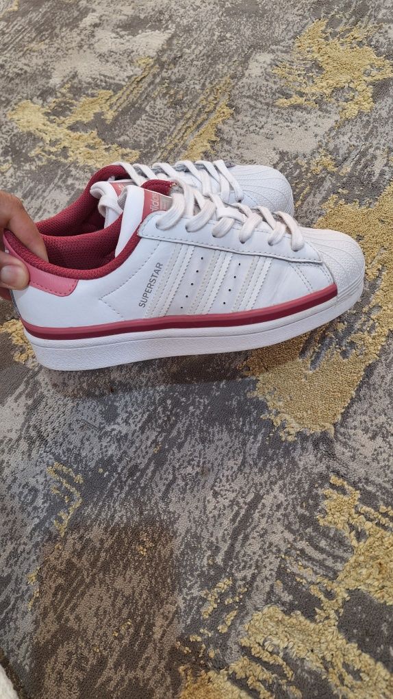 Adidași adidas mărimea 36