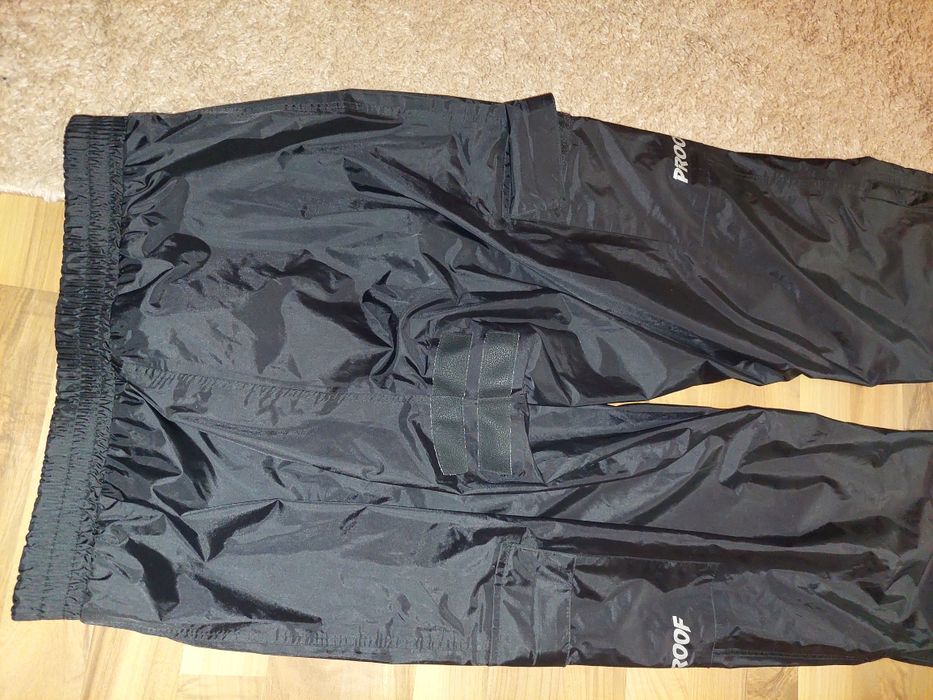 Pantaloni Louis de ploaie,vant,impermeabili,marime S
