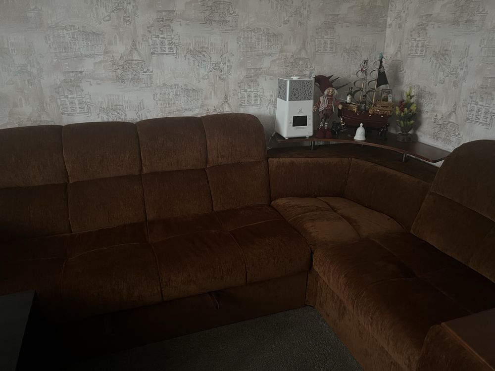 Диван с креслом продам