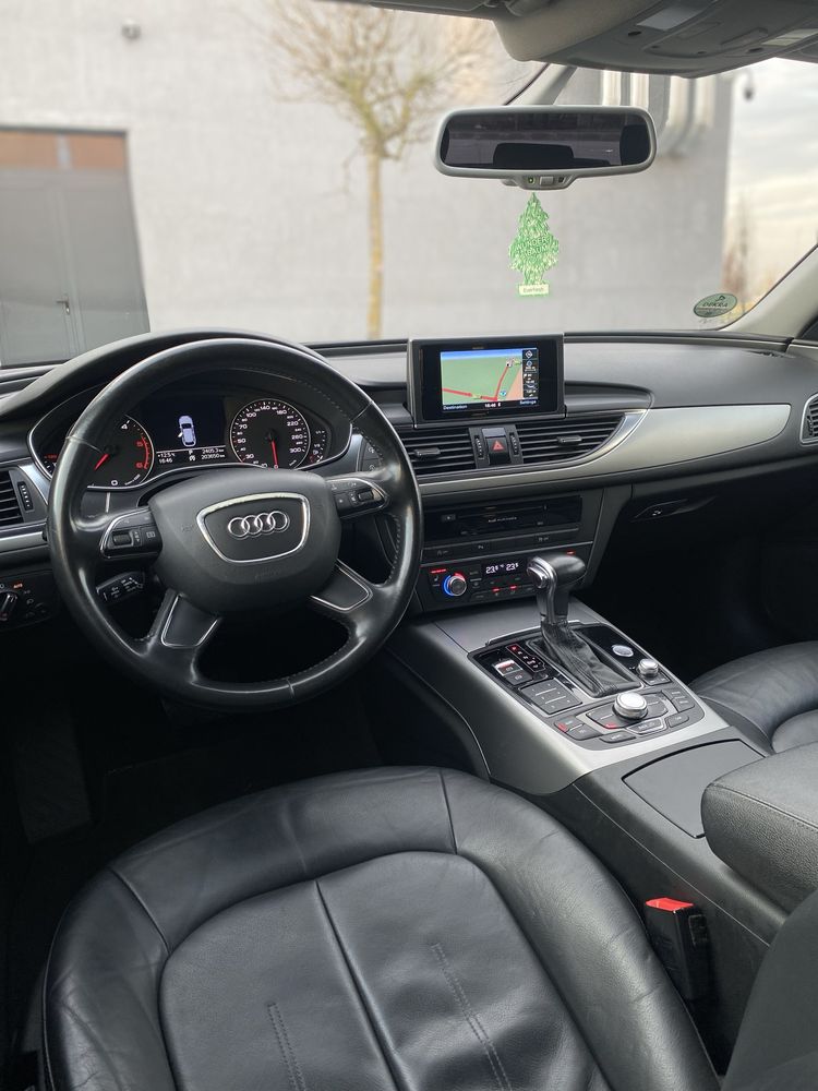 Audi A6 / 2012 / 8+1 / Navi / Piele / Bi-Xenon / Impecabil