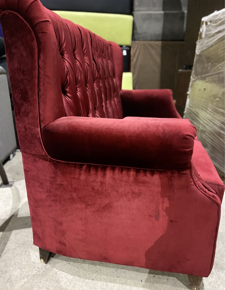Красный диван, мебель для кафе и ресторана