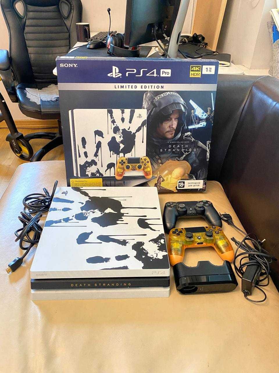 Playstation 4 PRO 1 TB (лимитка Death Stranding)+ джойстики + докстанц