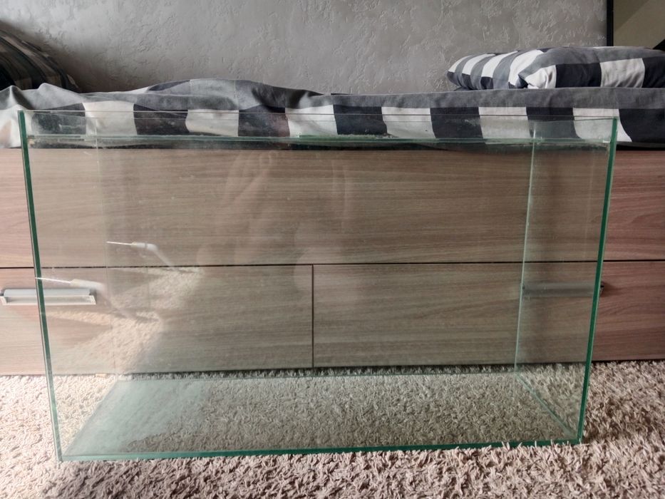 Продам аквариум 100 литров срочно