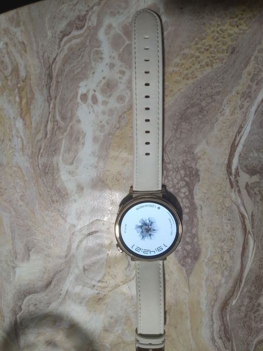 Смарт часовник HUAWEI