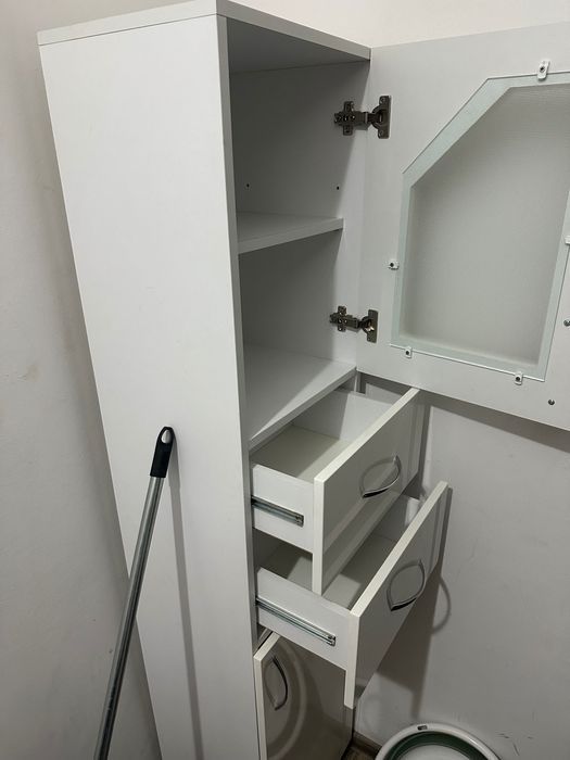 Vand dulap de baie cu rafturi