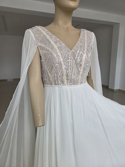 Rochie mireasa matase