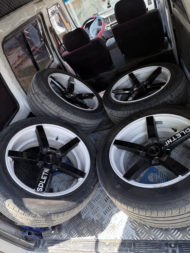 Диски vossen R17 4x114 215/55 перед 225/55 зад