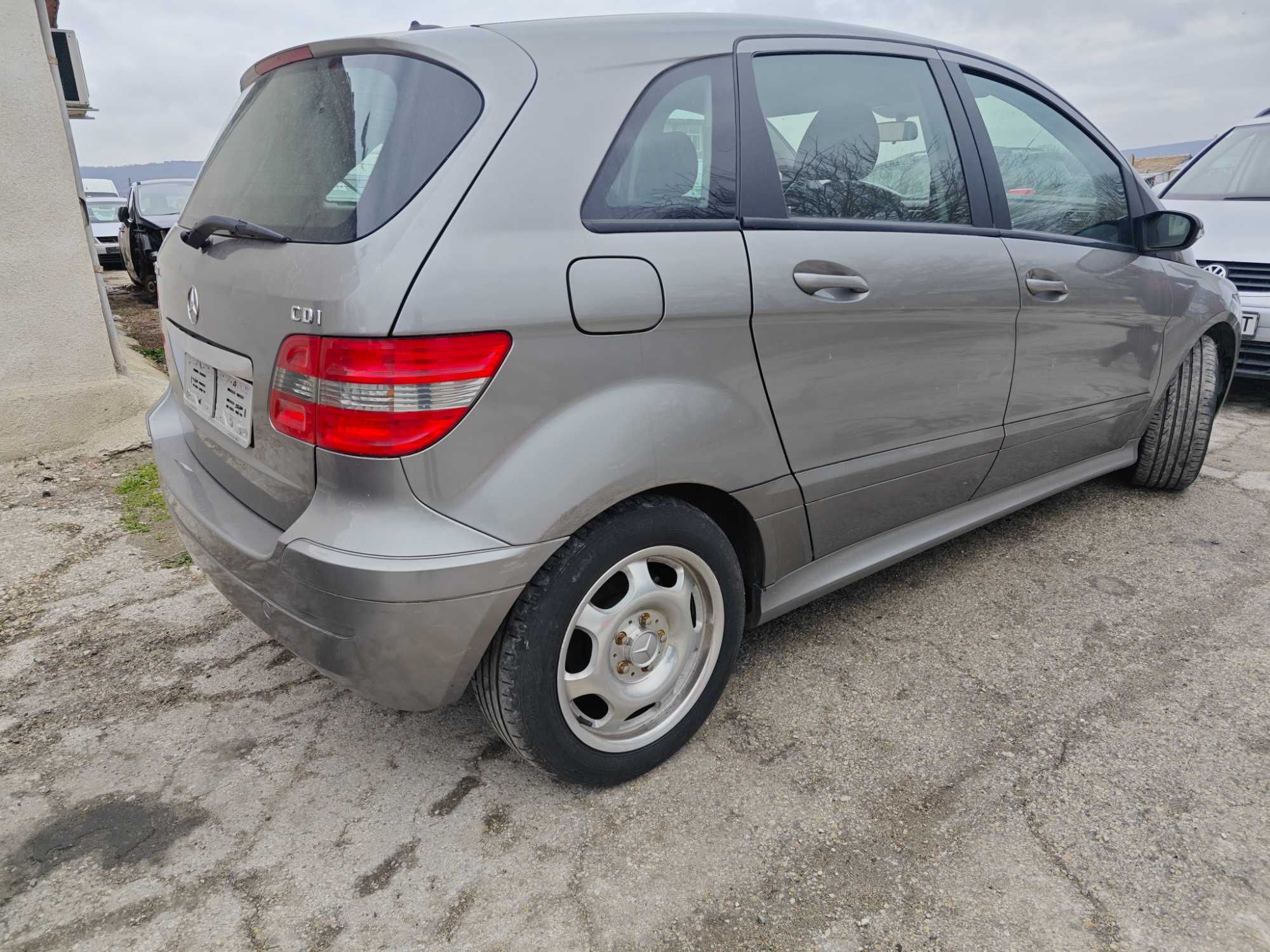 На части Mercedes B 180 CDI w245 OM 640 автомат Мерцедес Б