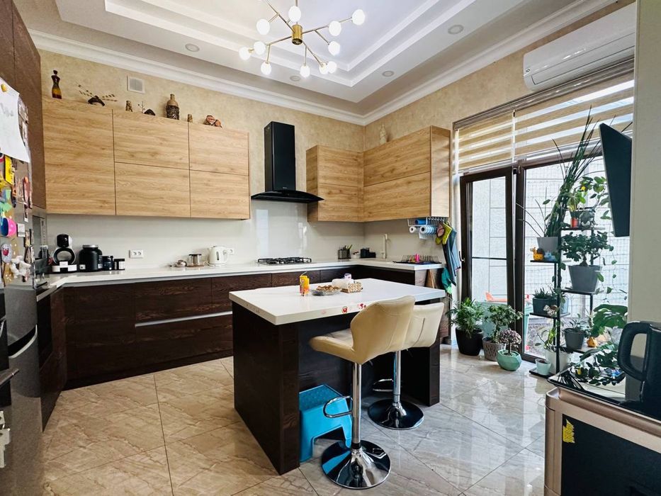 ПРОДАЕТСЯ ДОМ на Улица Уста-Ширин