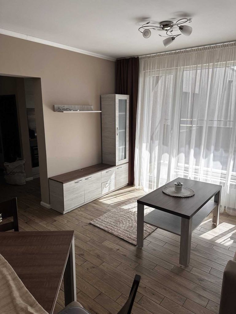 Дава се под наем Двустаен апартамент в София, Света Троица - 70 кв.м за 700 € - Снимка #1