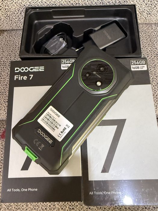 DooGee Fire 7 256gb 16gb Telefon santier mecanoc nou