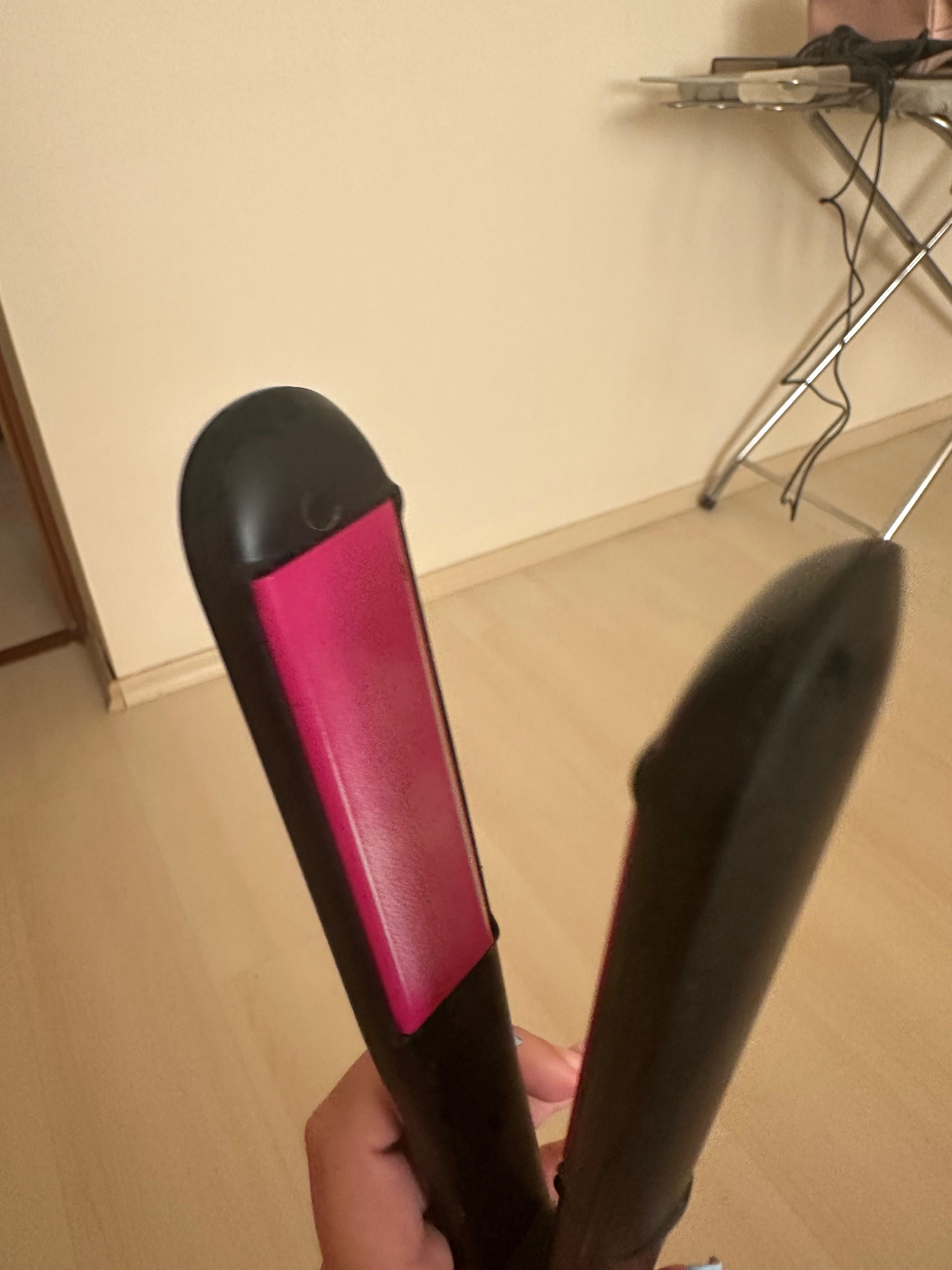 Продавам преса за изправяне на PHILIPS