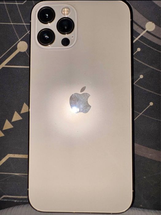 Iphone 12 pro gold