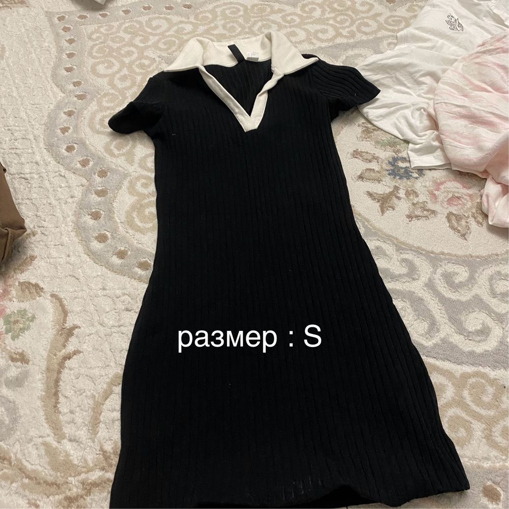 пакет одежд , 20 одежд , джинсы , шорты, кофты, топики, платье, юбка